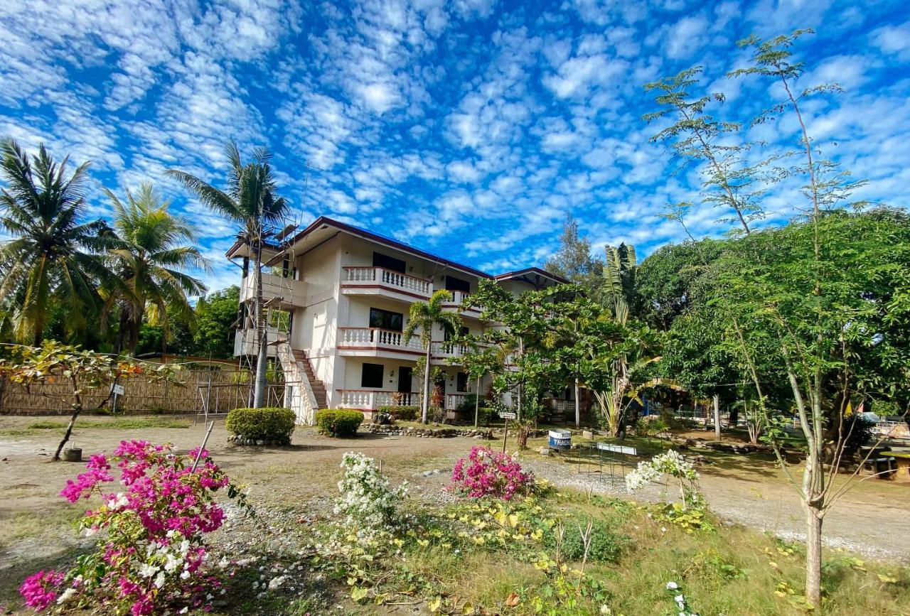Reddoorz @ Seasun Beach Resort And Hotel Zambales Santa Cruz  Kültér fotó
