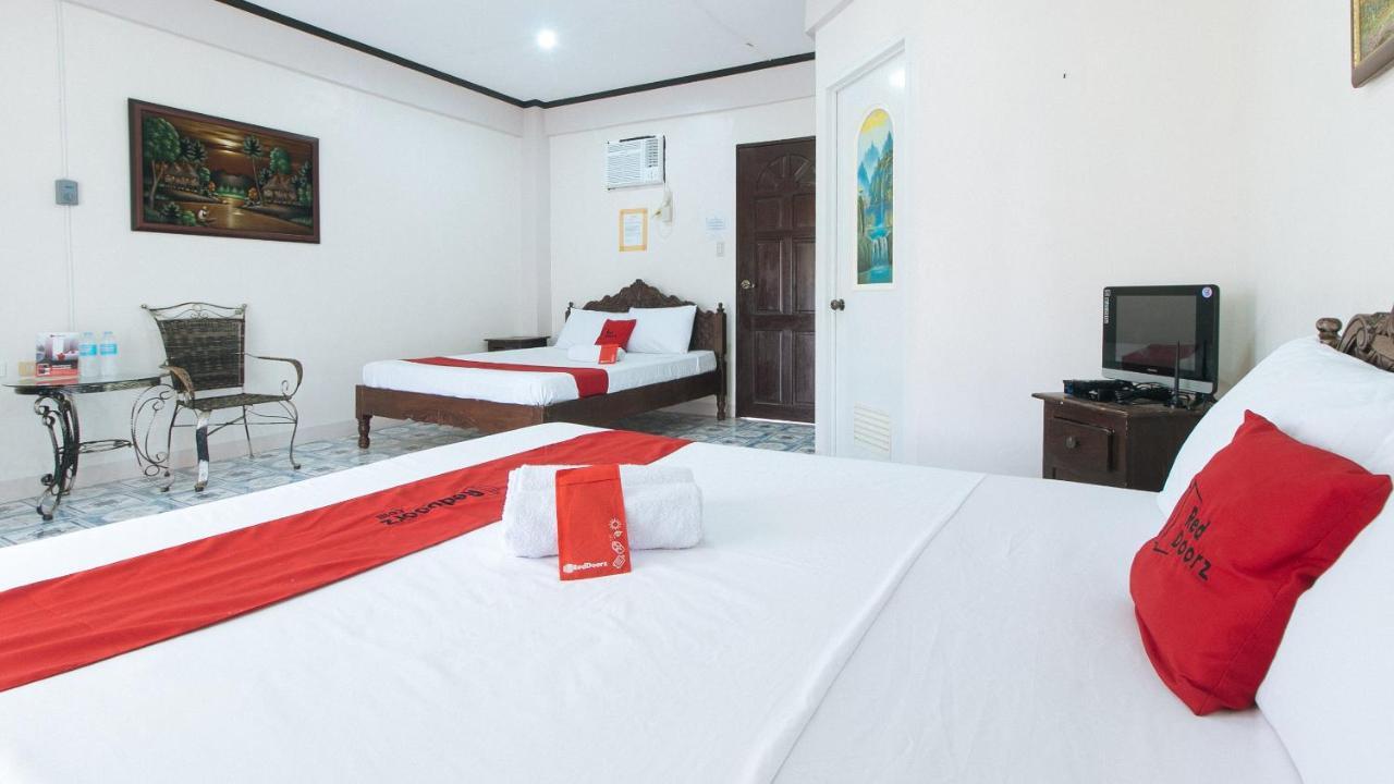 Reddoorz @ Seasun Beach Resort And Hotel Zambales Santa Cruz  Kültér fotó